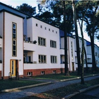 Imagen para la entrada LA CABAÑA DEL TIO TOM BRUNO TAUT BERLIN ALEMANIA