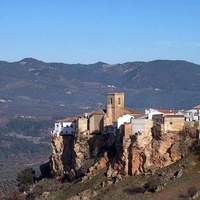 Imagen para la entrada Conjuntos históricos del Reino de Granada. Baeza, Hornos de Segura y Carratraca