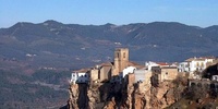 Imagen para el proyecto Conjuntos históricos del Reino de Granada. Baeza, Hornos de Segura y Carratraca