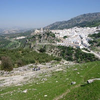 Imagen para la entrada C_Conjunto histórico del Reino de Granada: Zuheros